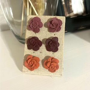 Floral Clay Stud Earrings 🌸